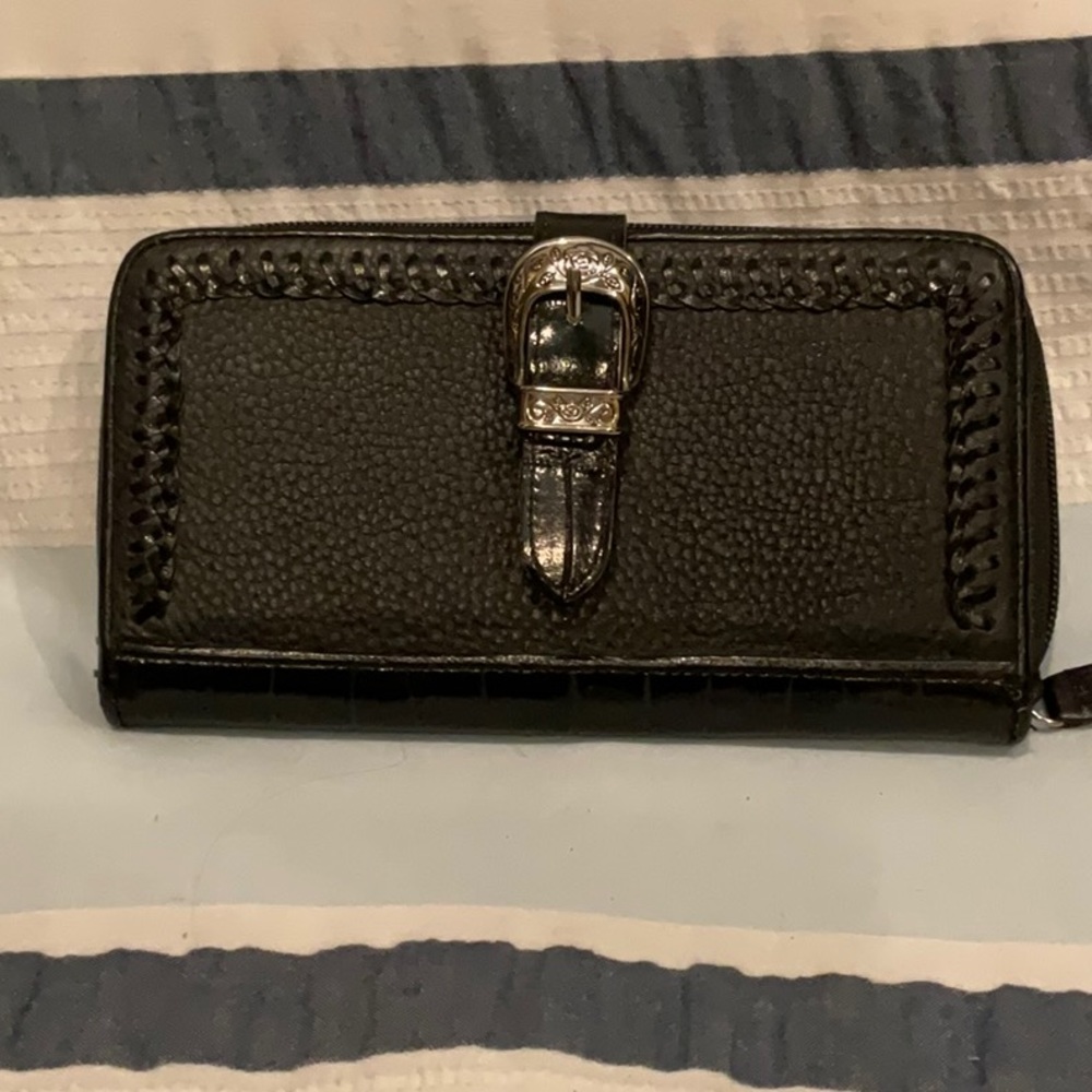 MaggiB Western Genuine Leather Wallet Black with Buckle Snap & zipper closure